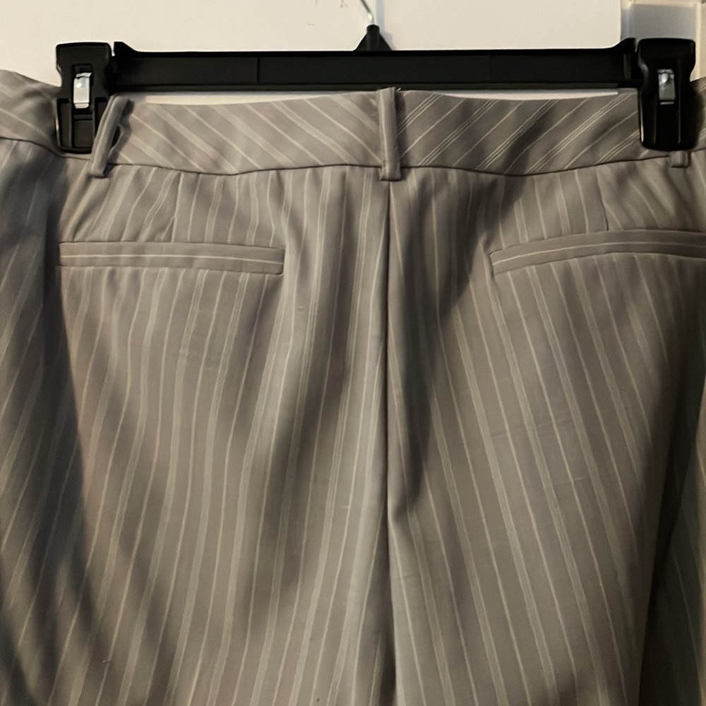 Women's Gray Pinstripe Suit Set - Picture 7 of 13